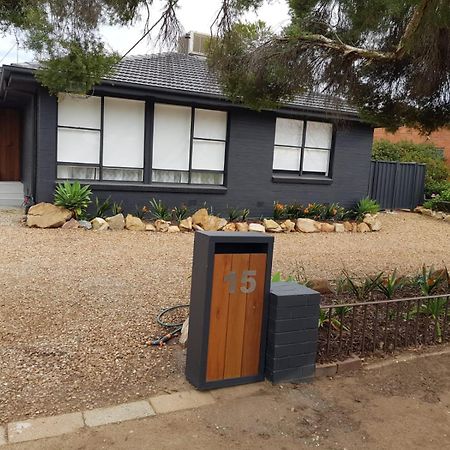 Spacious Unit In Convenient Location Villa Yarrawonga Exterior photo